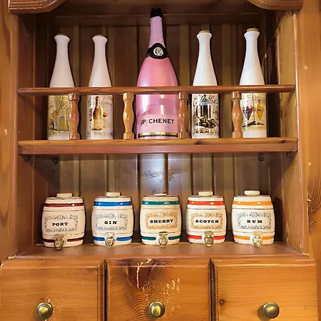 Il Figolla Private Pool & Sea View Bed & Breakfast 4*