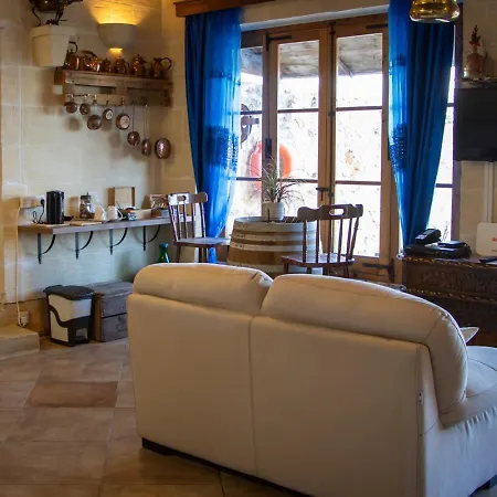 Il Figolla Private Pool & Sea View לינה וארוחת בוקר 4*