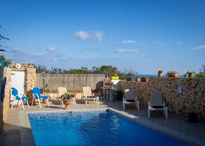 Il Figolla Private Pool & Sea View Bed & Breakfast Xagħra