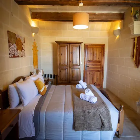Il Figolla Private Pool & Sea View Bed & Breakfast Xagħra